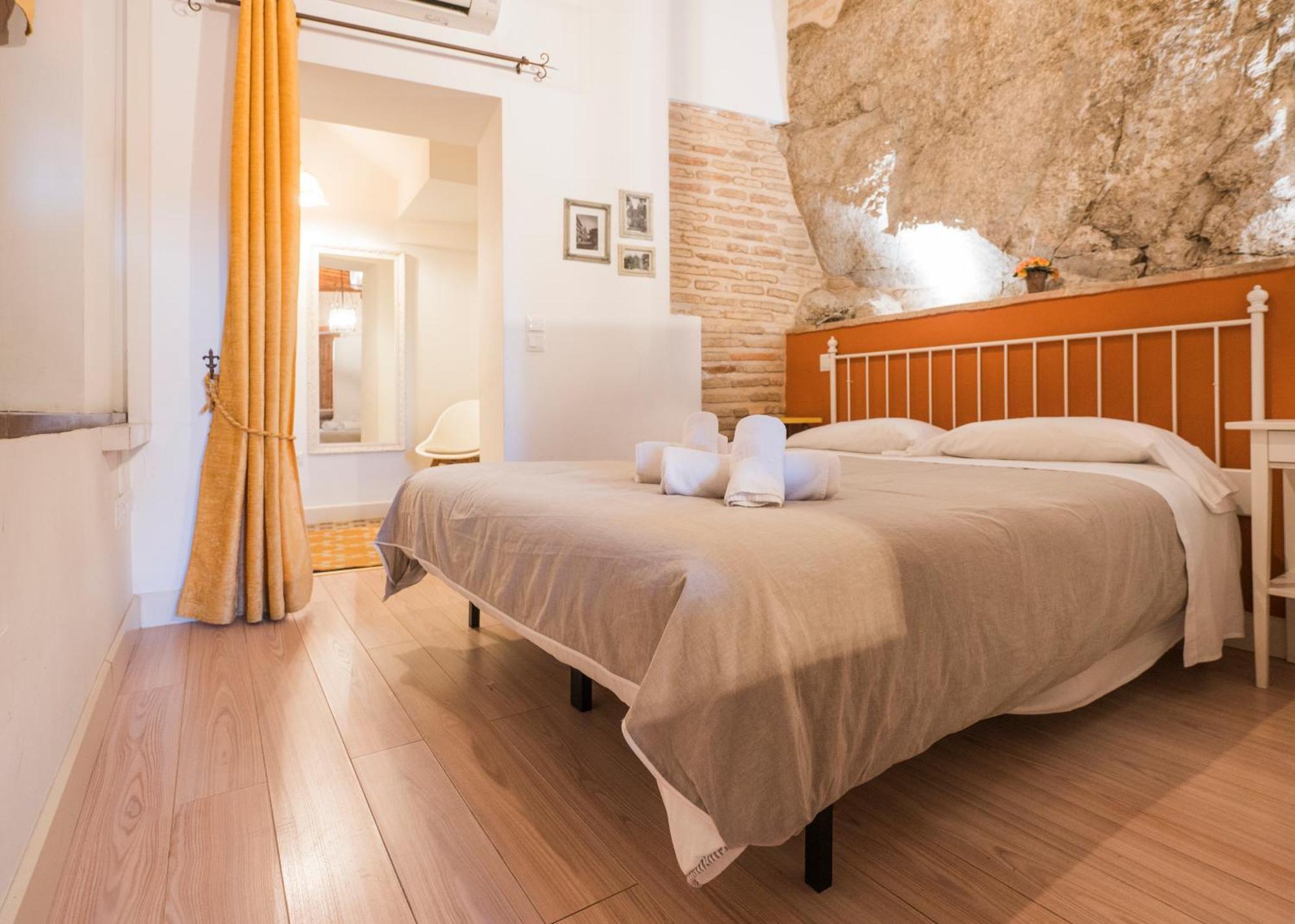 El Aljibe De San Cipriano - Apartamentos Aloha Толедо Экстерьер фото