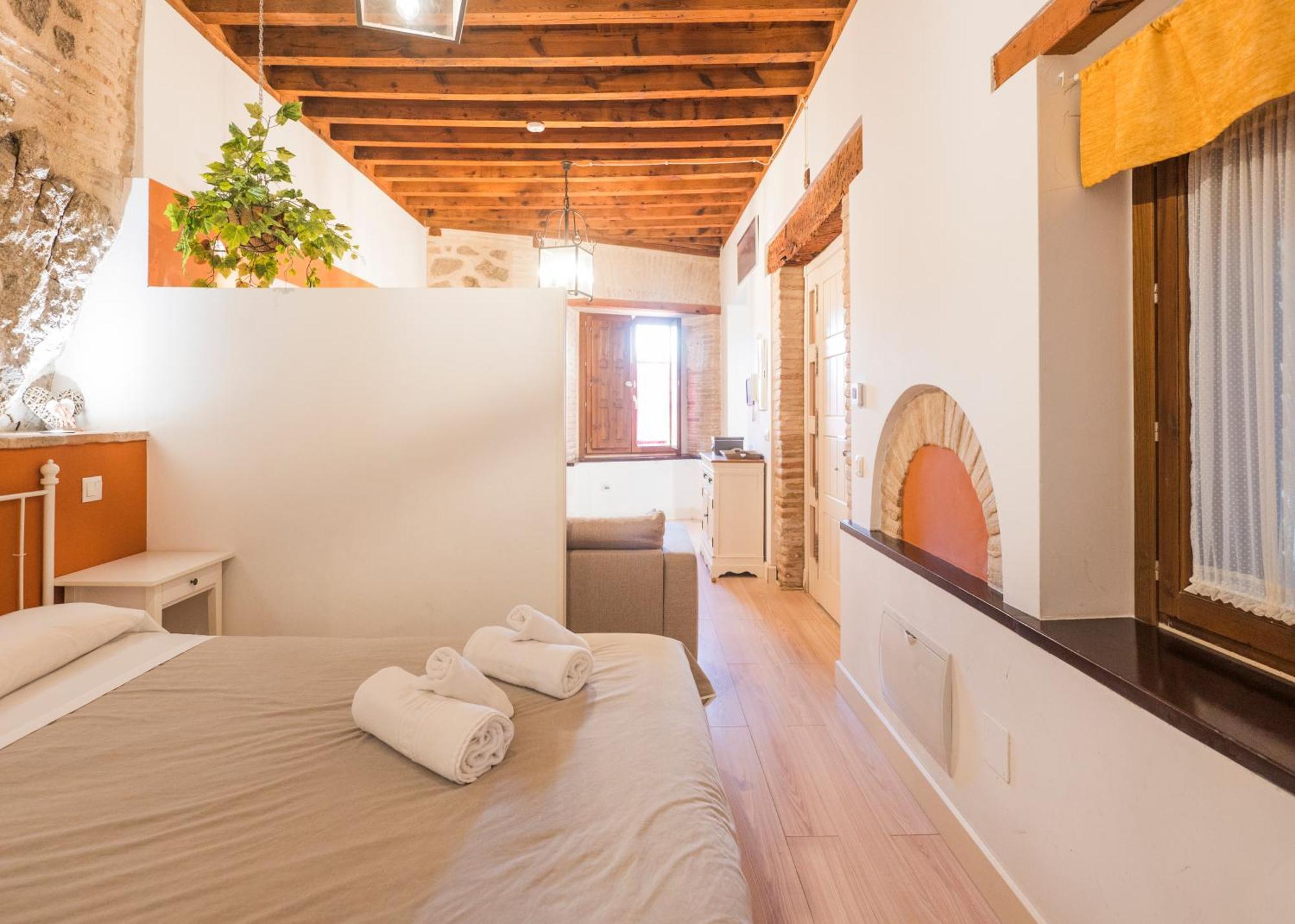 El Aljibe De San Cipriano - Apartamentos Aloha Толедо Экстерьер фото